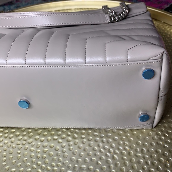 Large Loulou Chain Bag PearlGray Matelassé Leather - Picture 8 of 16